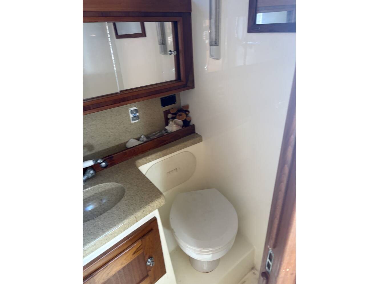 A photo of this 2005 Albermarle 280 EXPRESS FISHERMAN WITH TOWER