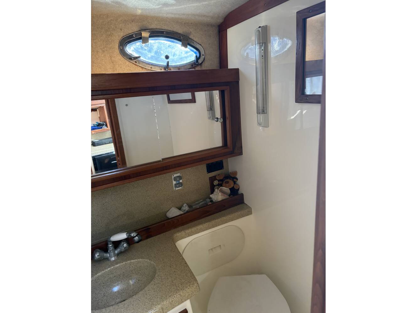 A photo of this 2005 Albermarle 280 EXPRESS FISHERMAN WITH TOWER