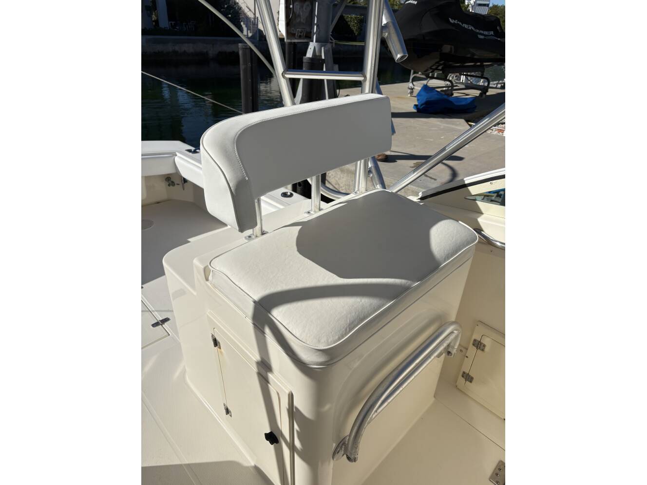 A photo of this 2005 Albermarle 280 EXPRESS FISHERMAN WITH TOWER