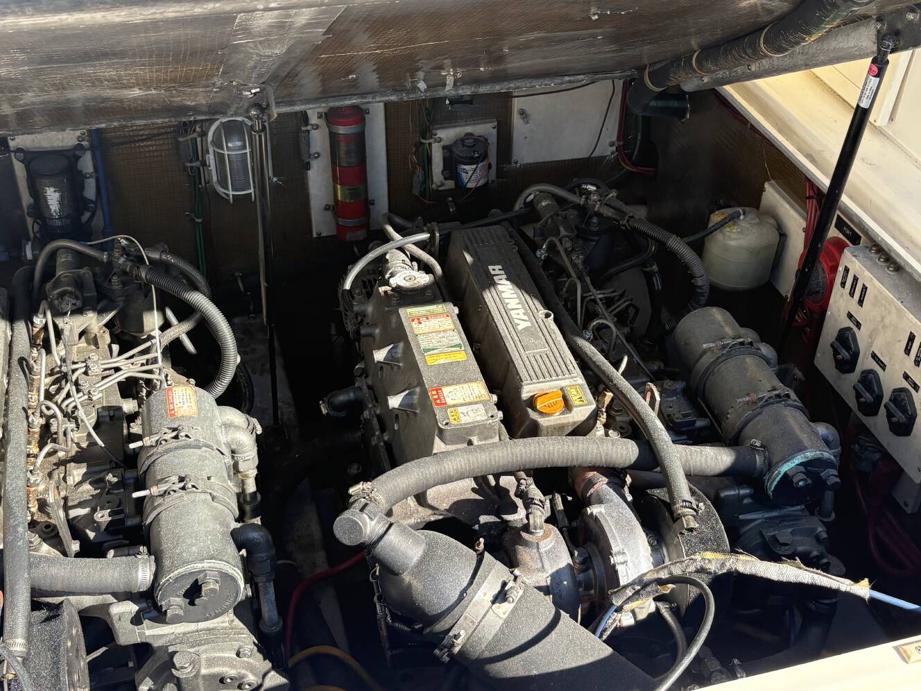 A photo of this 2005 Albermarle 280 EXPRESS FISHERMAN WITH TOWER