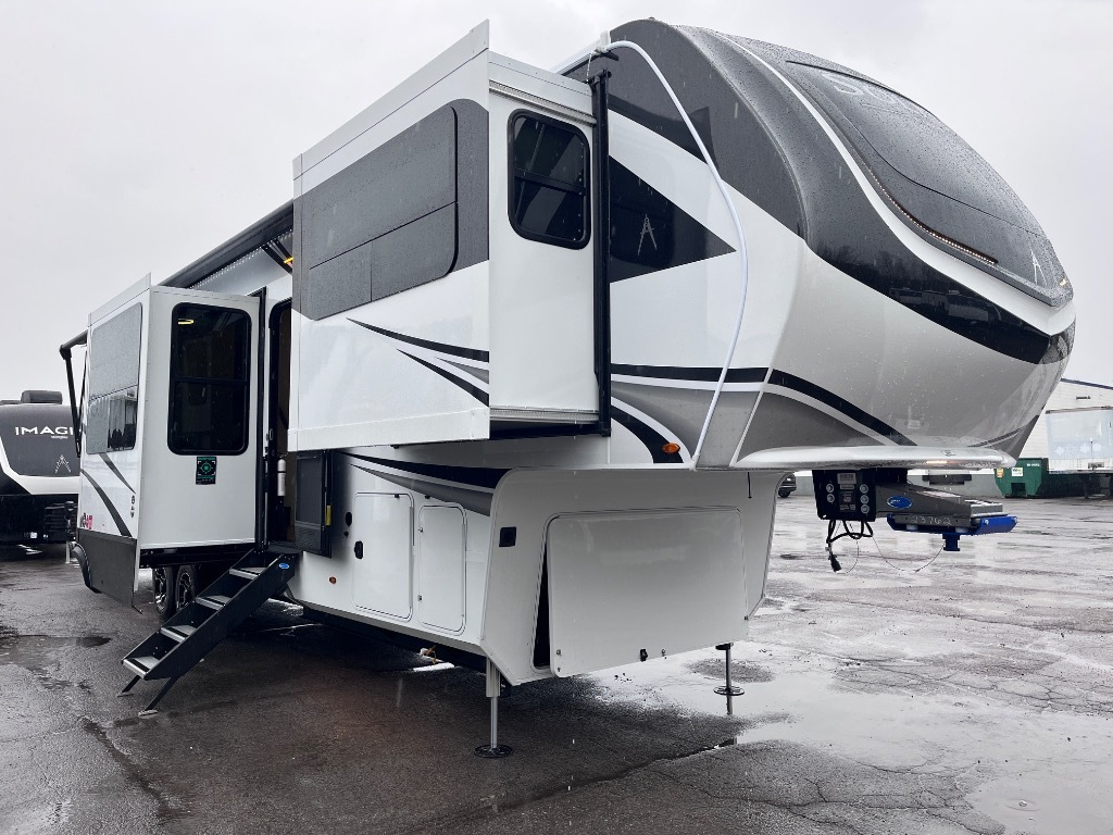 2026 Grand Design Solitude 380FL in orchard park NY