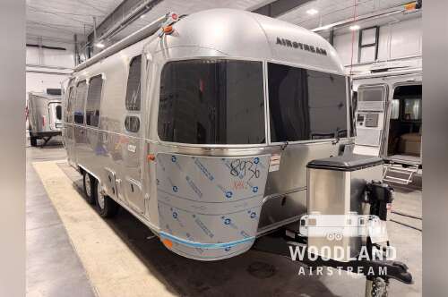 2026 Airstream Flying Cloud 23FB Twin in georgetown KY