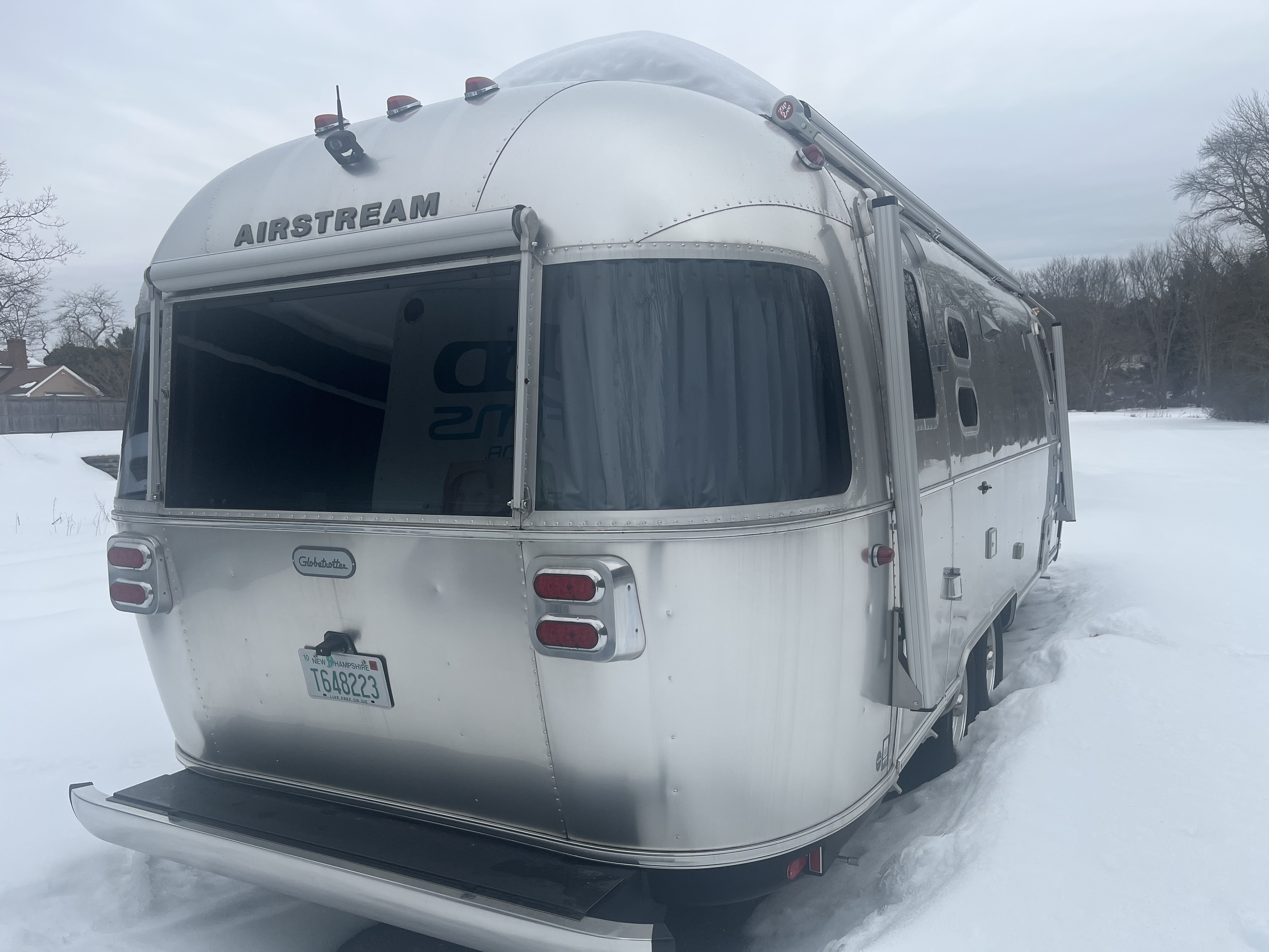 2021 Airstream GLOBETROTTER 25FBQ in reading MA