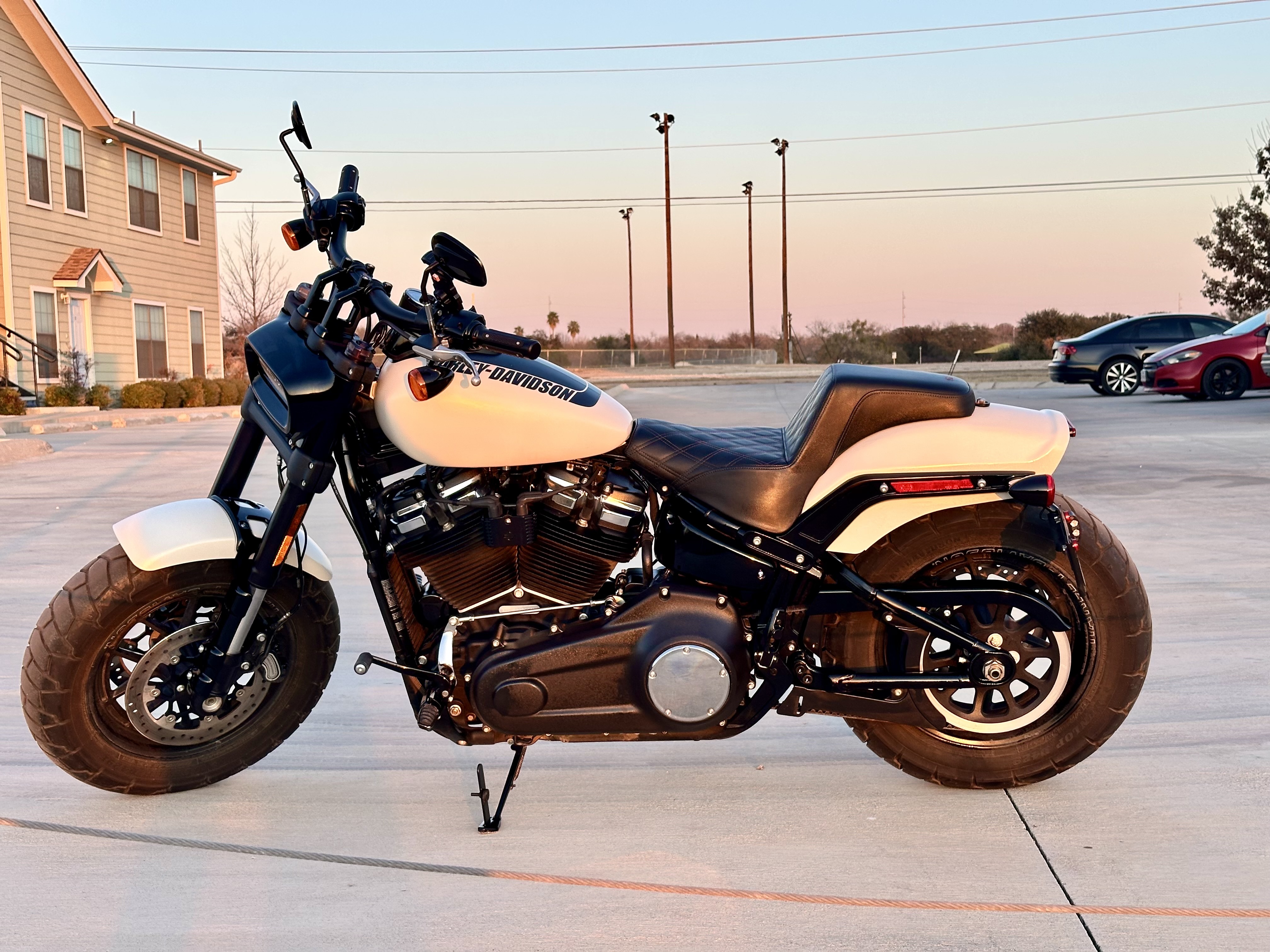 2019 Harley-Davidson FAT BOB 107 107 in Del Rio, TX