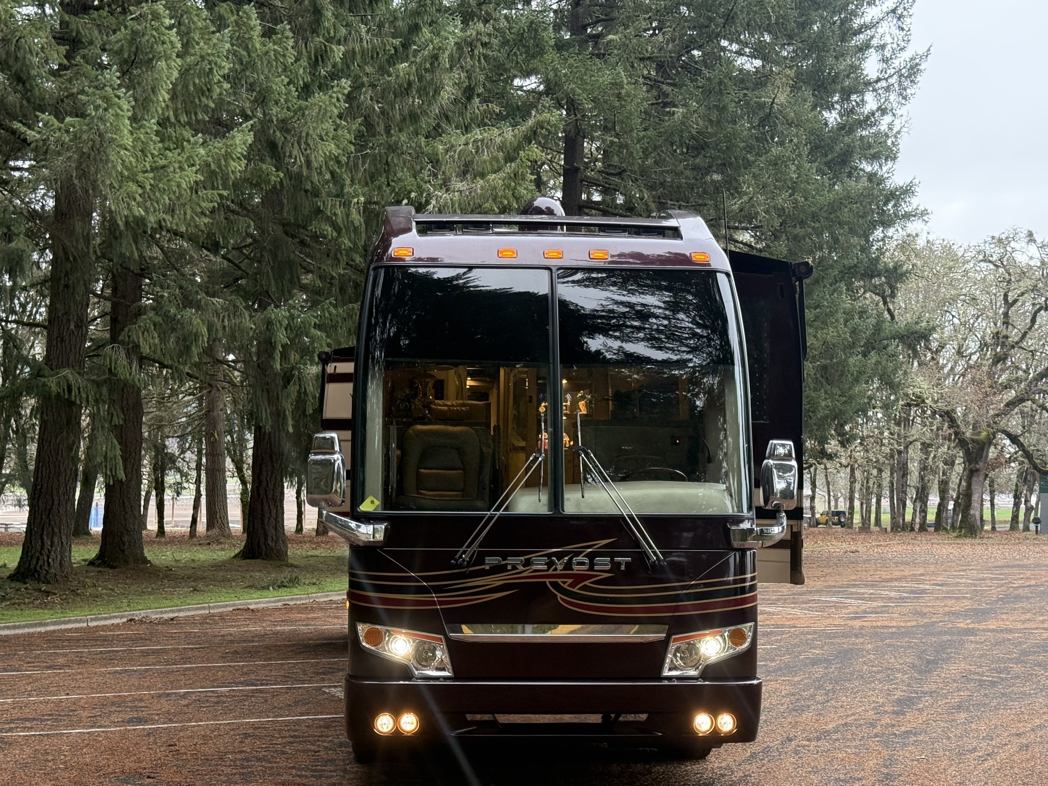 2006 Prevost FEATHERLITE H3 45 in eugene OR