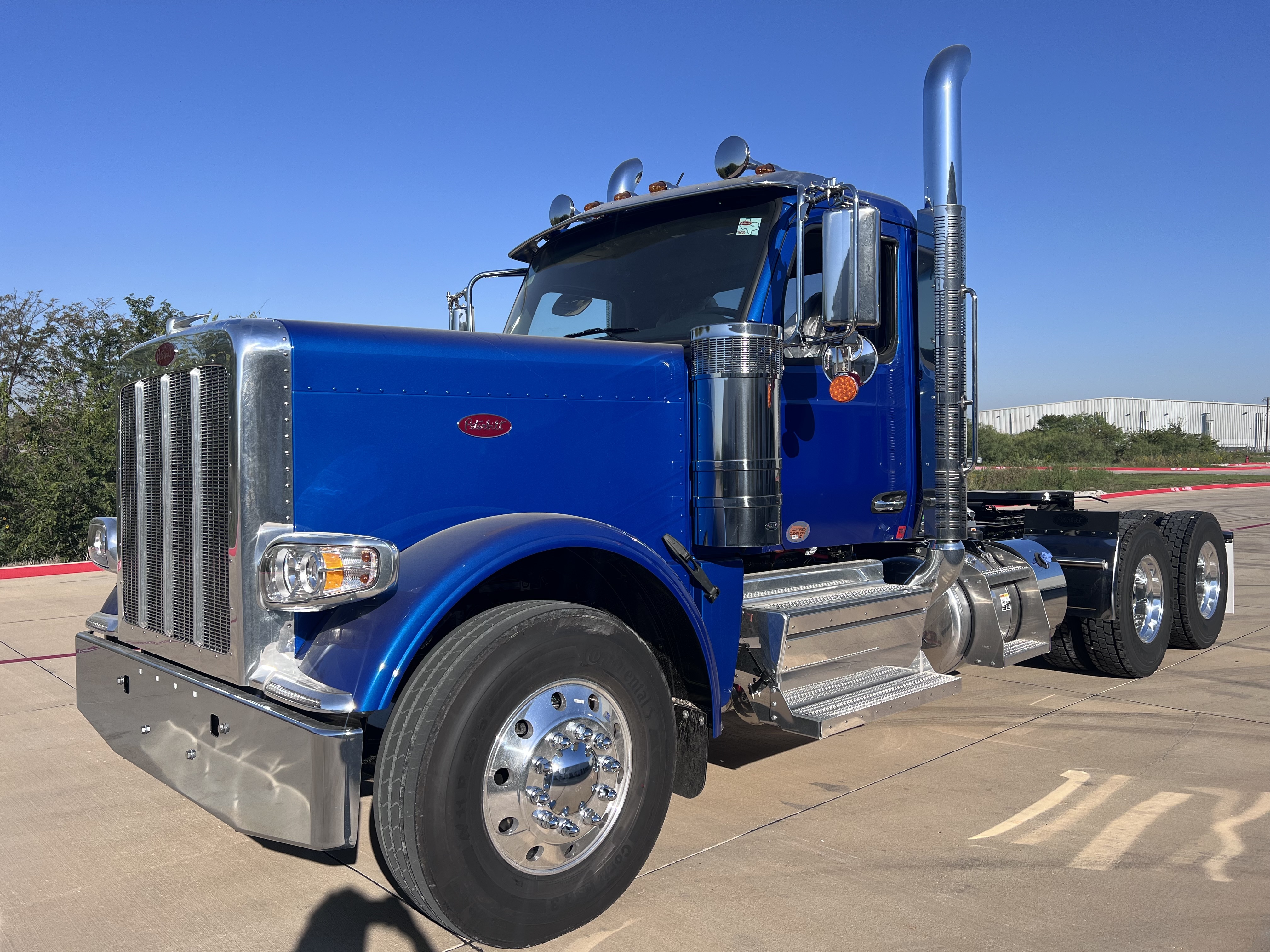 2026 PETERBILT 589 in Van Buren, AR