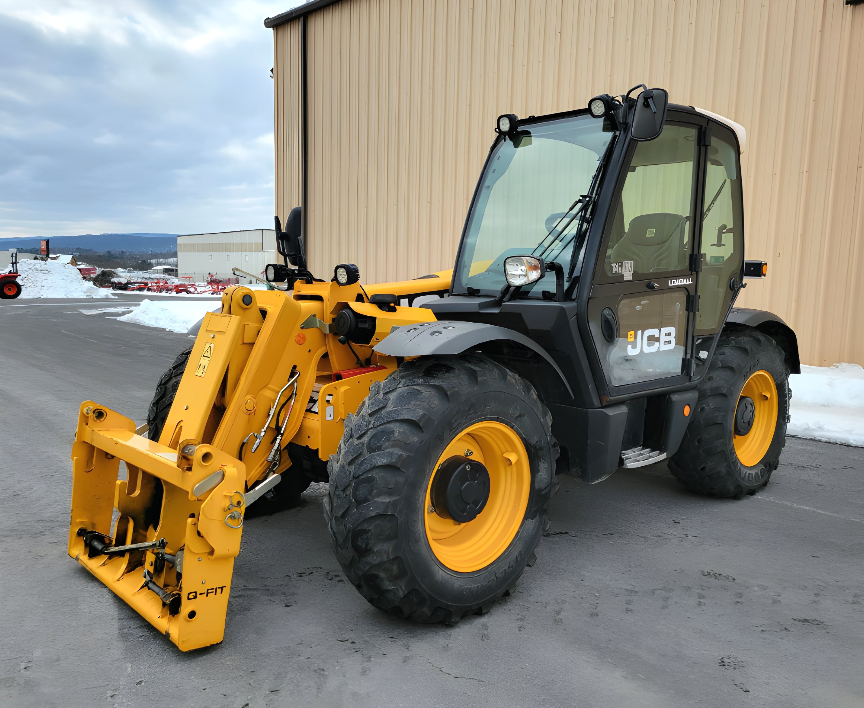 2015 JCB, Inc. 536-60 in Bristol, PA