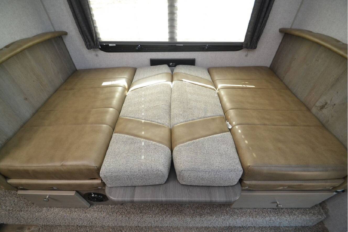A photo of this 2026 Northwood Arctic Fox 811