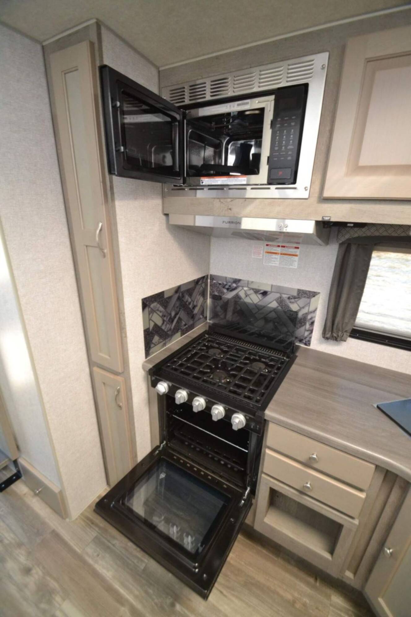 A photo of this 2026 Northwood Arctic Fox 990