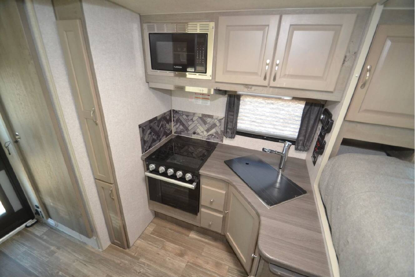 A photo of this 2026 Northwood Arctic Fox 811
