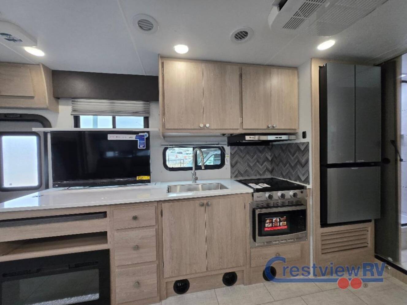A photo of this 2026 Coachmen Rv Leprechaun 319MB Ford 450