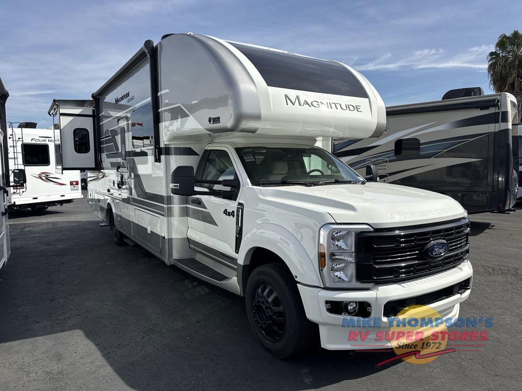 2026 Thor Motor Coach Magnitude GRAND X32 in santa fe springs CA