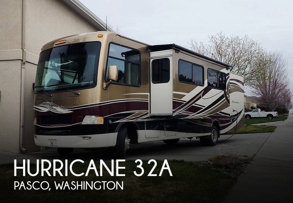 2013 Thor Motor Coach Hurricane 32A in pasco WA