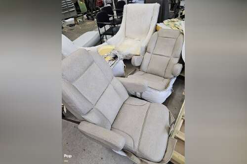 2013 Thor Motor Coach Hurricane 32A in pasco WA