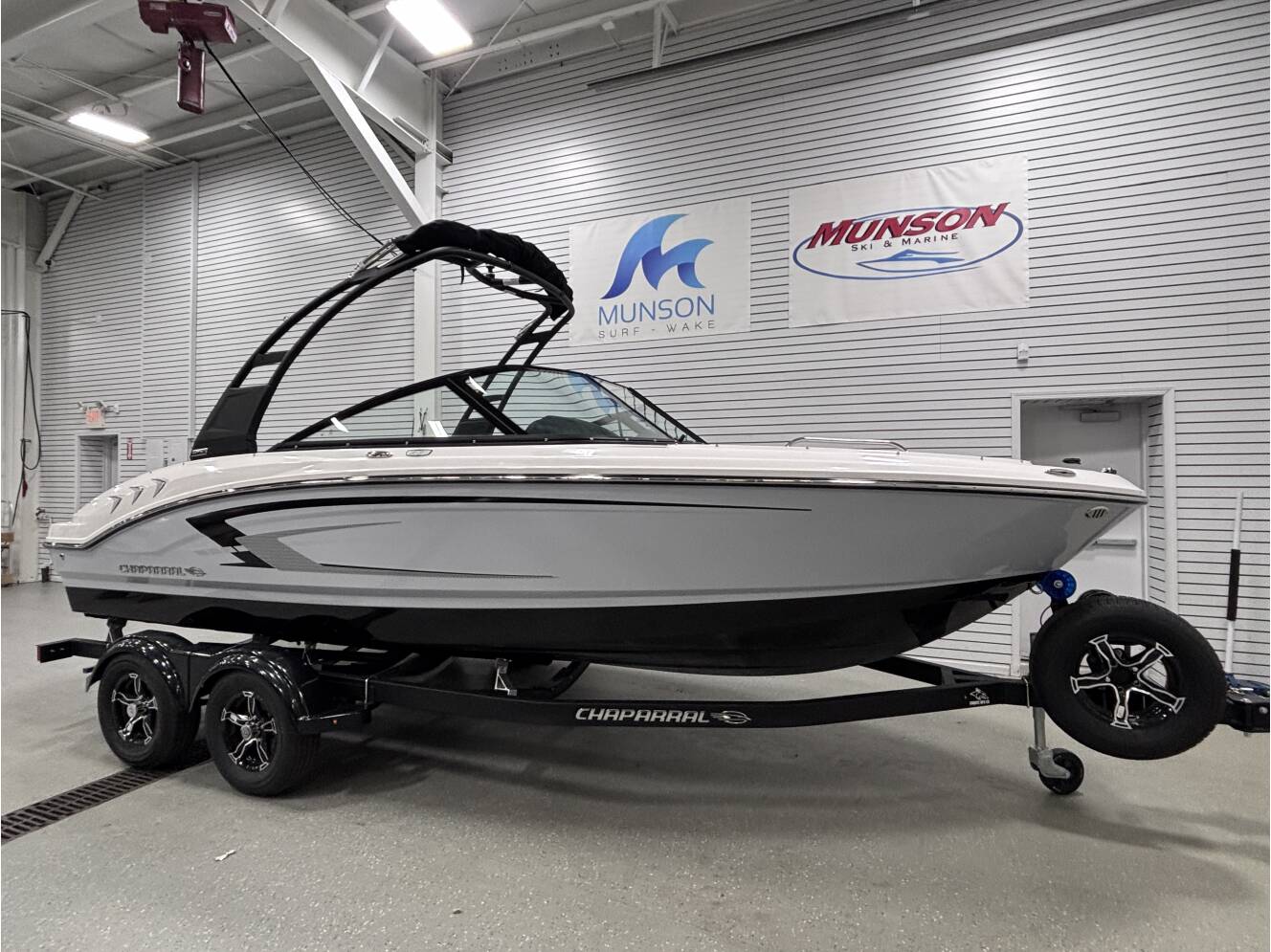 A photo of this 2026 Chaparral 21 SSI SPORT