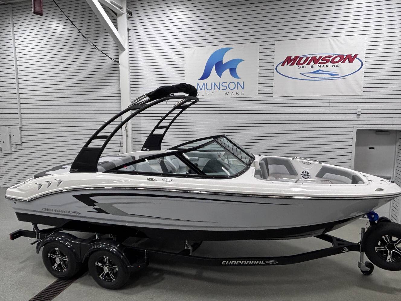 A photo of this 2026 Chaparral 21 SSI SPORT