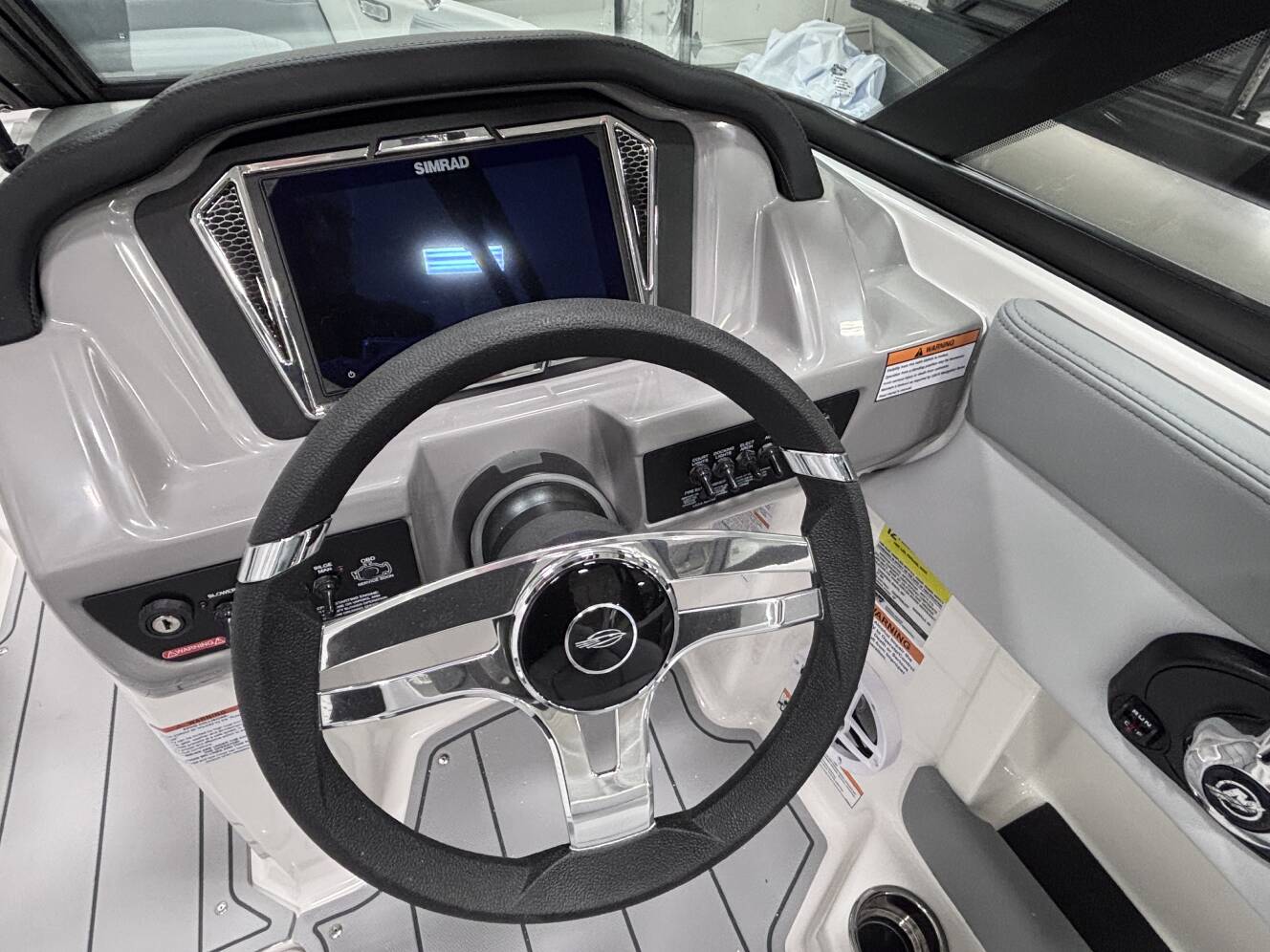 A photo of this 2026 Chaparral 21 SSI SPORT