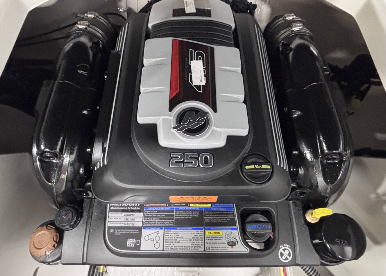A photo of this 2026 Chaparral 21 SSI SPORT