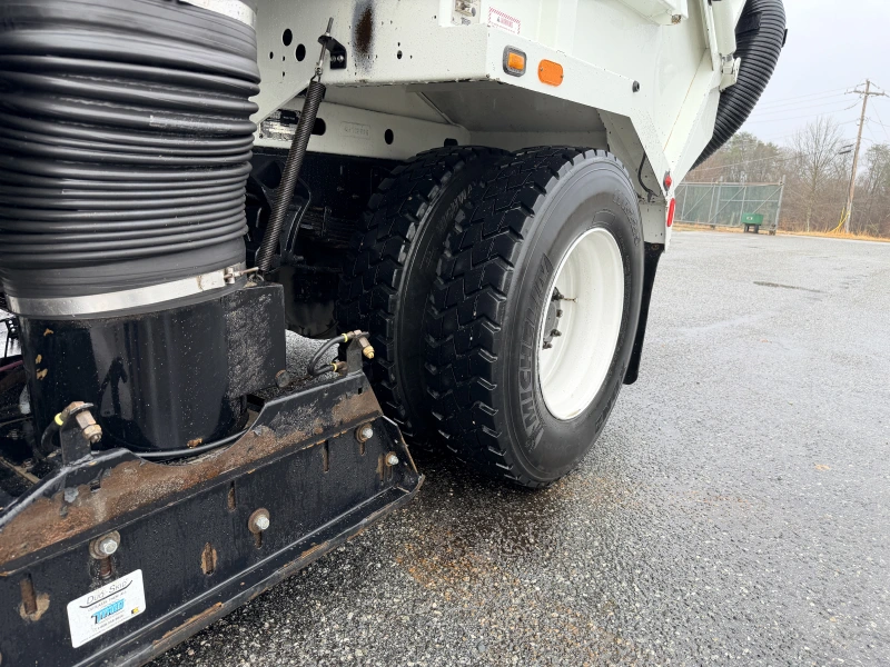 2013 TYMCO 600