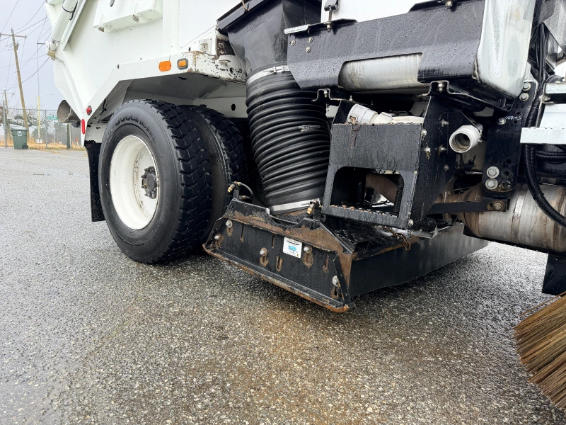 2013 TYMCO 600