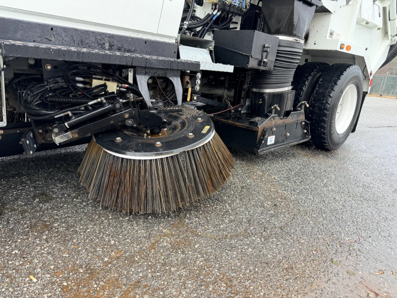 2013 TYMCO 600