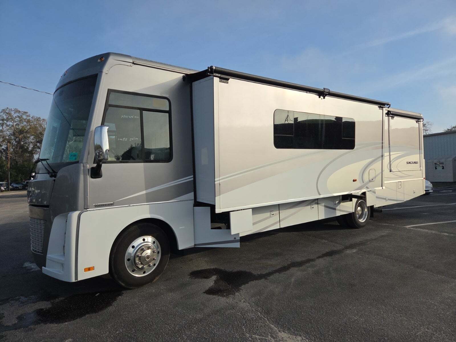 2016 Itasca SUNCRUISER 38Q in jones MI