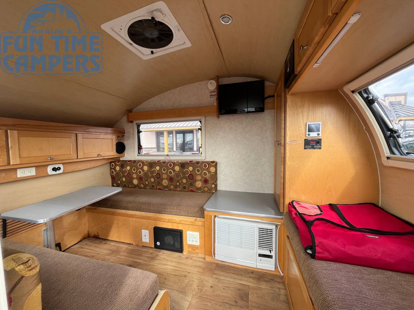 A photo of this 2017 Nucamp T@B 320 CS