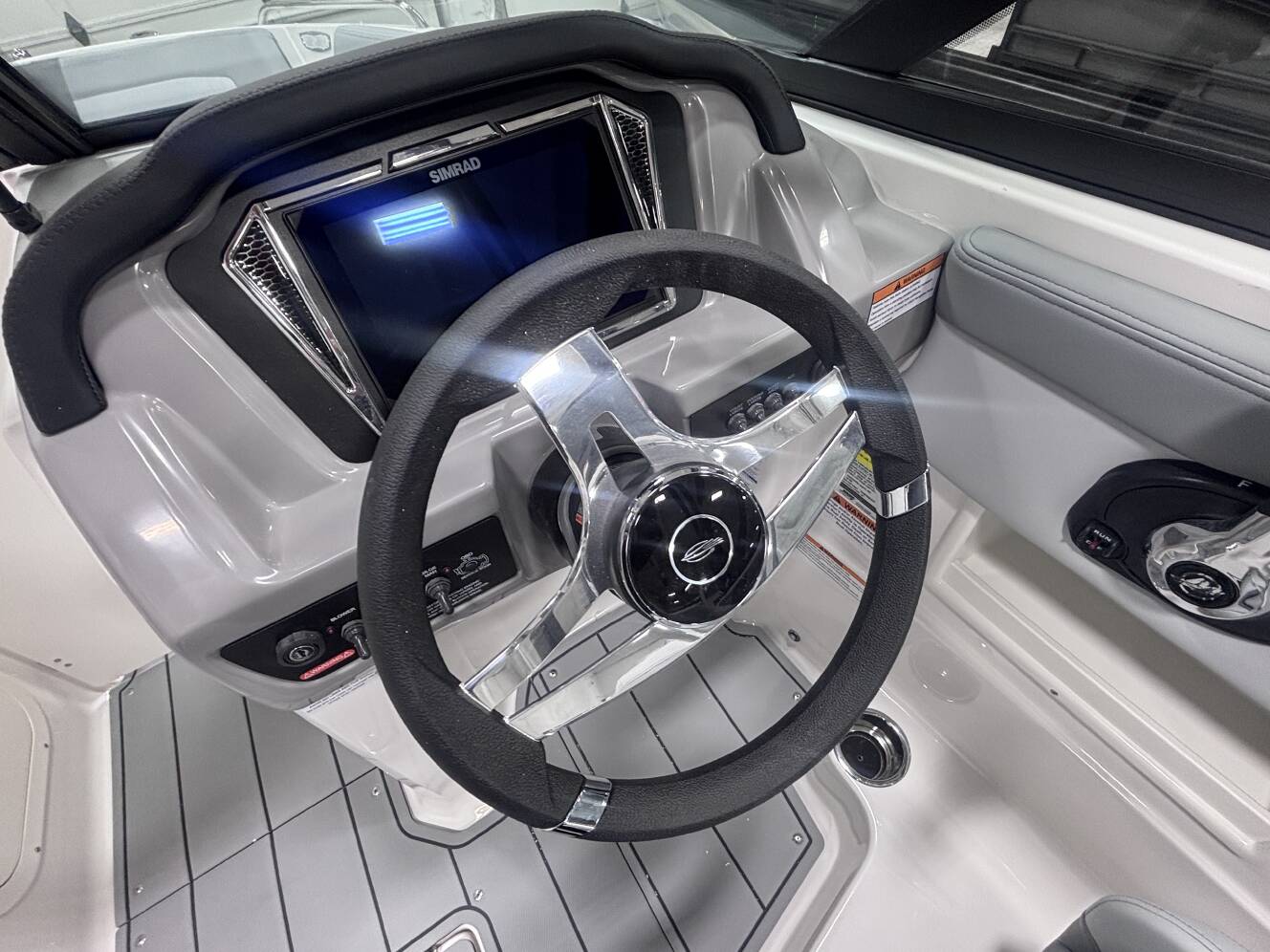 A photo of this 2026 Chaparral 23 SSI SPORT