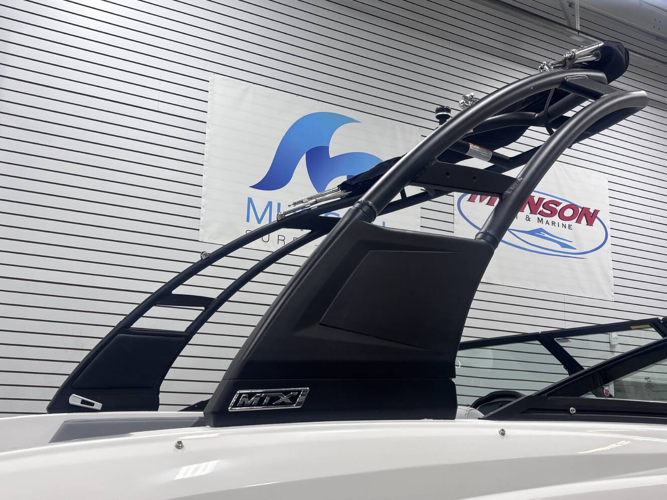 A photo of this 2026 Chaparral 23 SSI SPORT