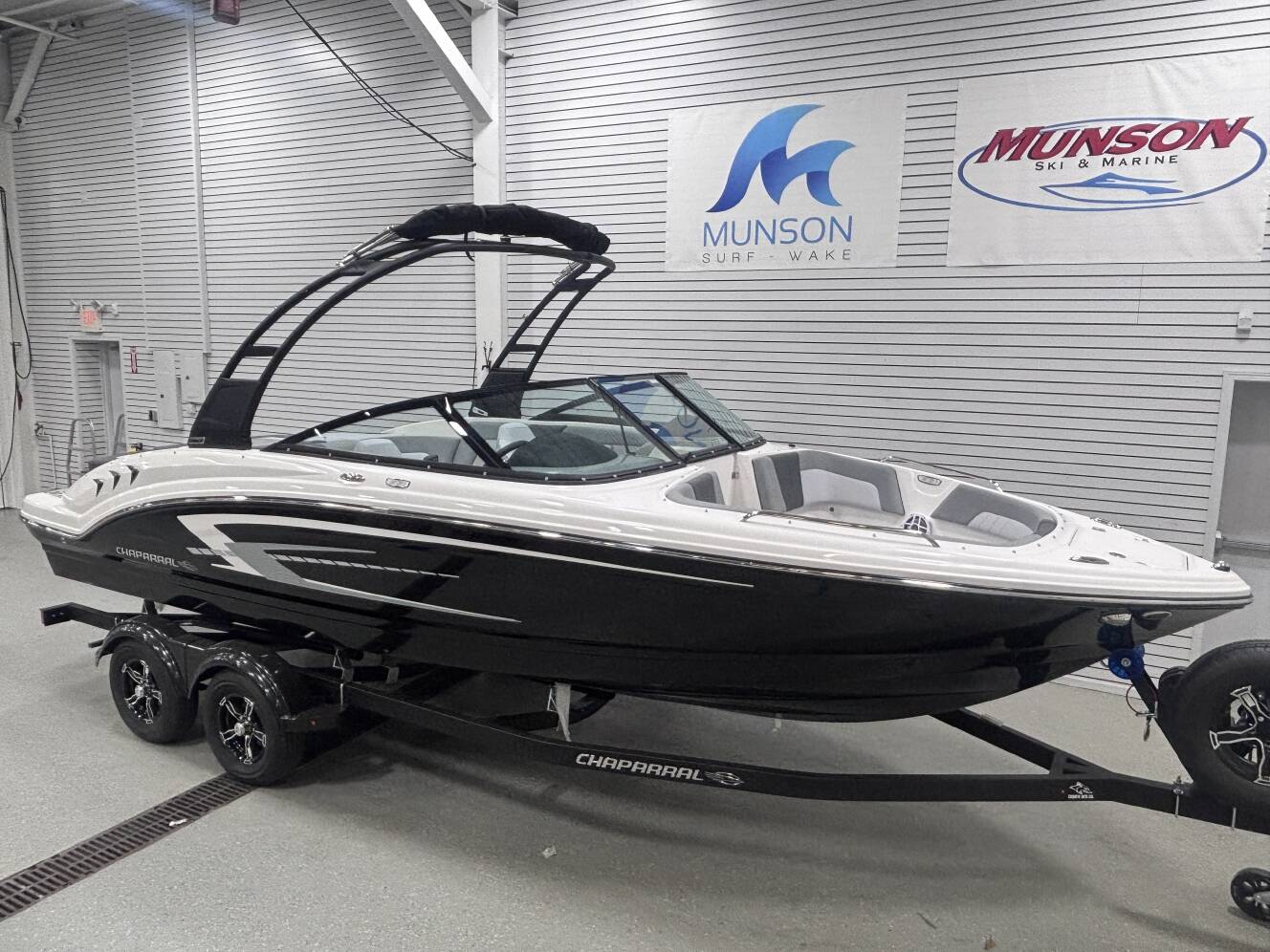 A photo of this 2026 Chaparral 23 SSI SPORT
