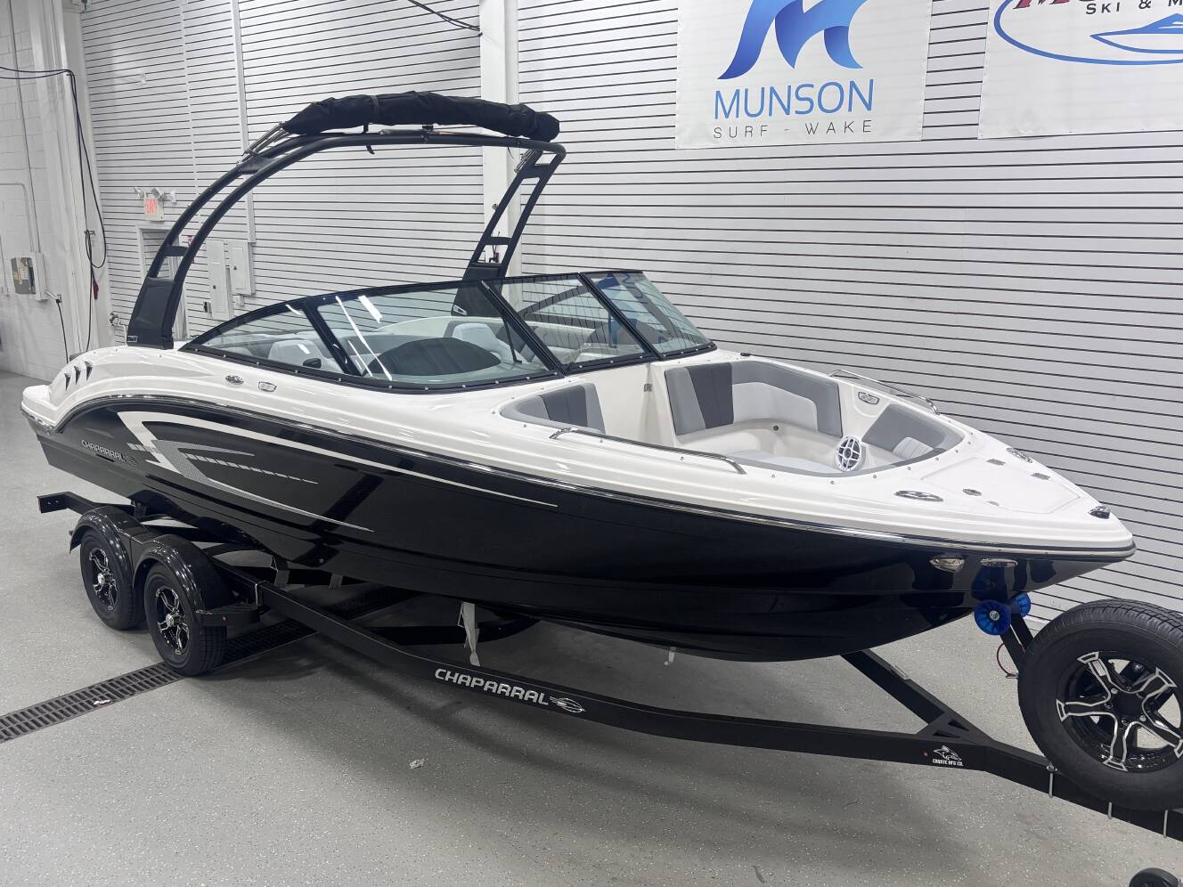 A photo of this 2026 Chaparral 23 SSI SPORT