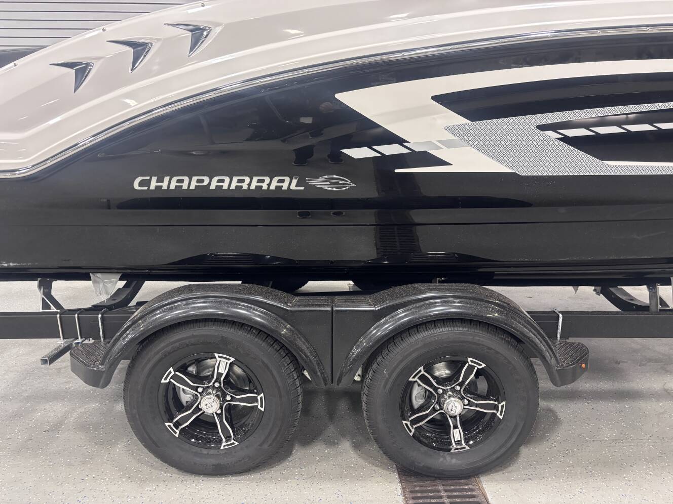 A photo of this 2026 Chaparral 23 SSI SPORT