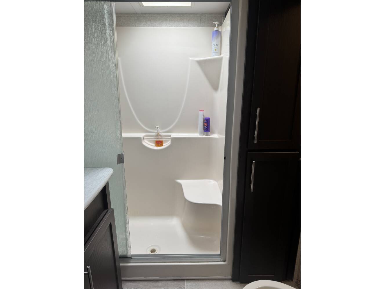 A photo of this 2018 Keystone CARBON 364