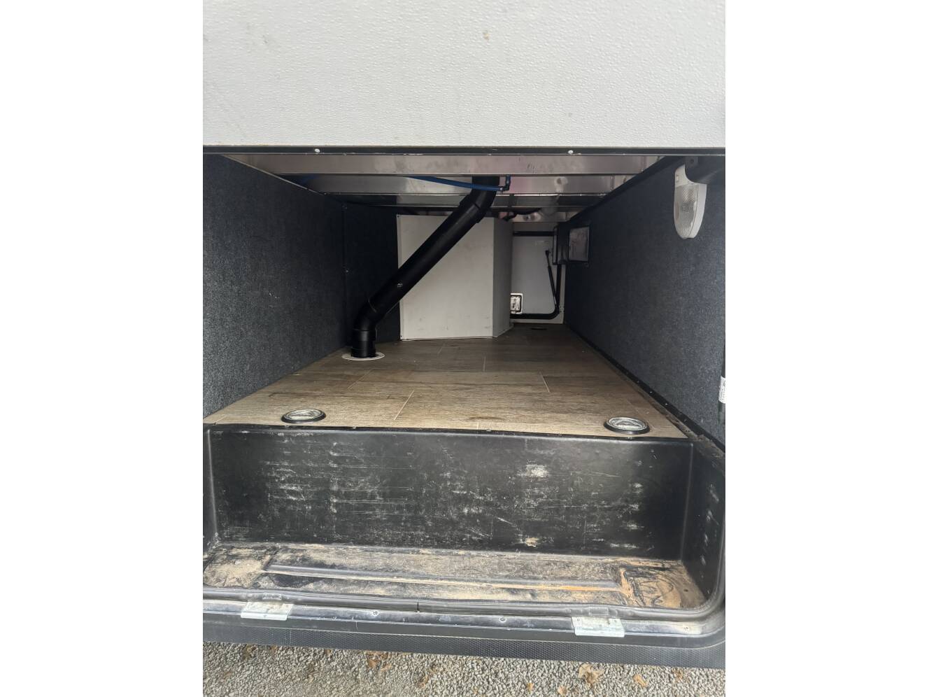 A photo of this 2018 Keystone CARBON 364