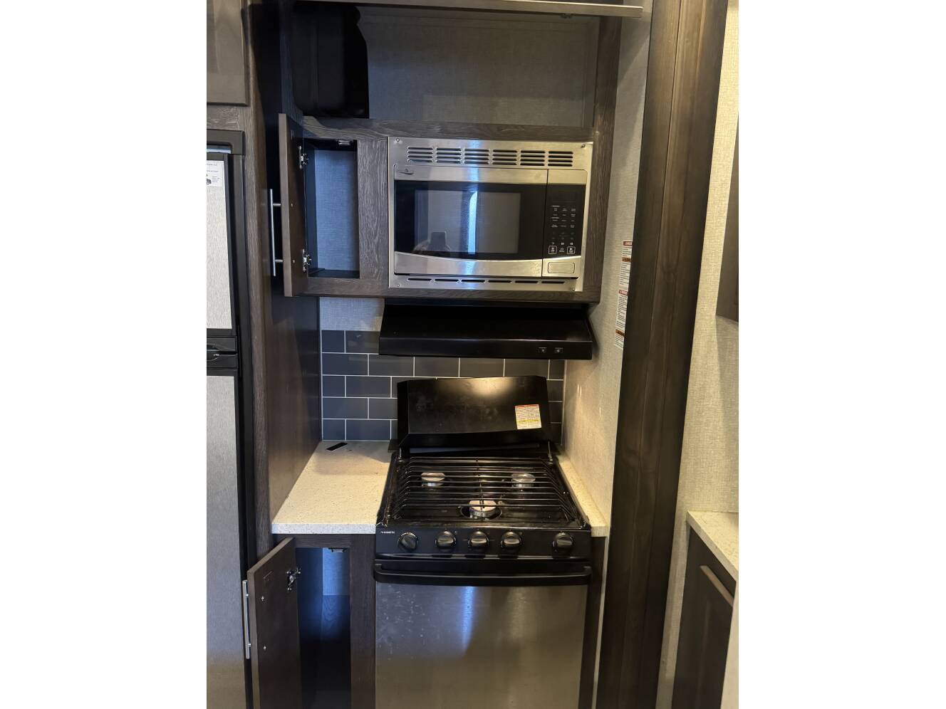 A photo of this 2018 Keystone CARBON 364