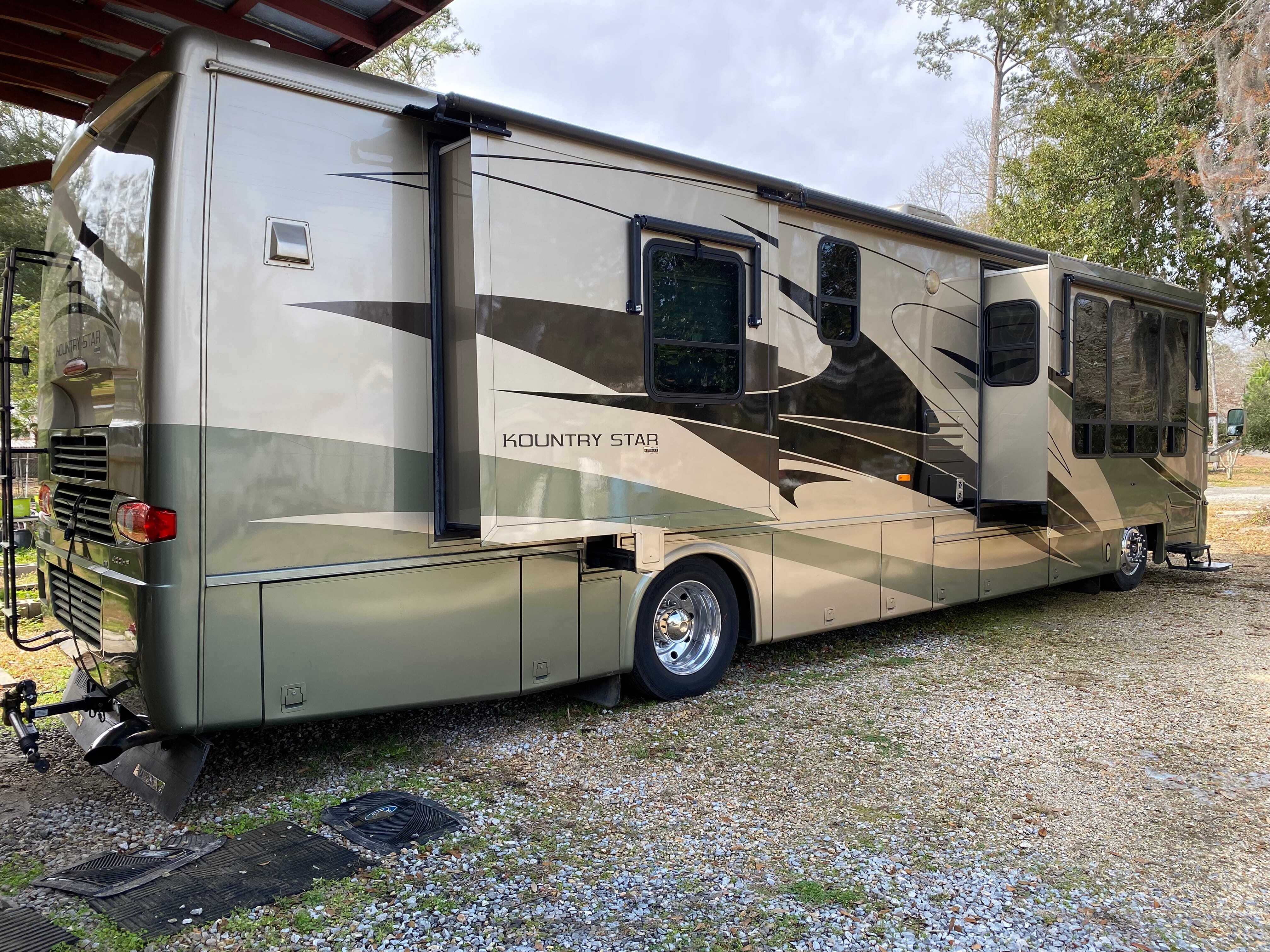 2008 Newmar KOUNTRY STAR 3916 in mandeville LA