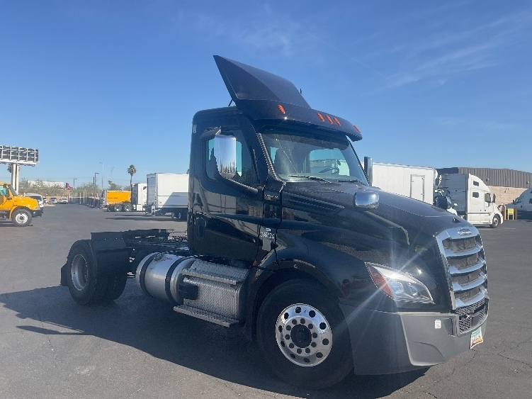 2021 FREIGHTLINER CASCADIA 126 in Phoenix, AZ