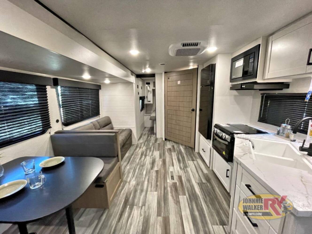 A photo of this 2026 Jayco Jay Flight SLX 263BHSW
