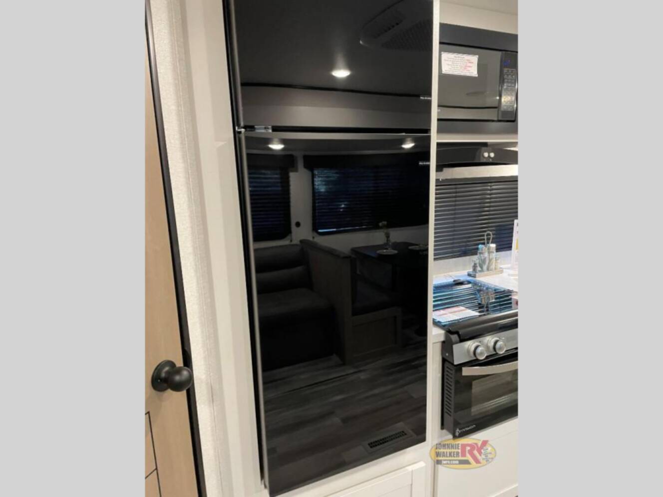 A photo of this 2026 Jayco Jay Flight SLX 263BHSW