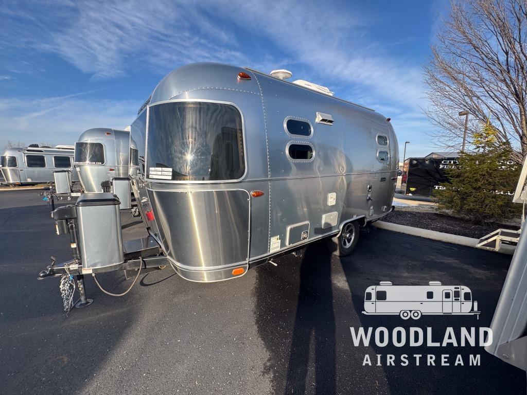 View more photos of this listing