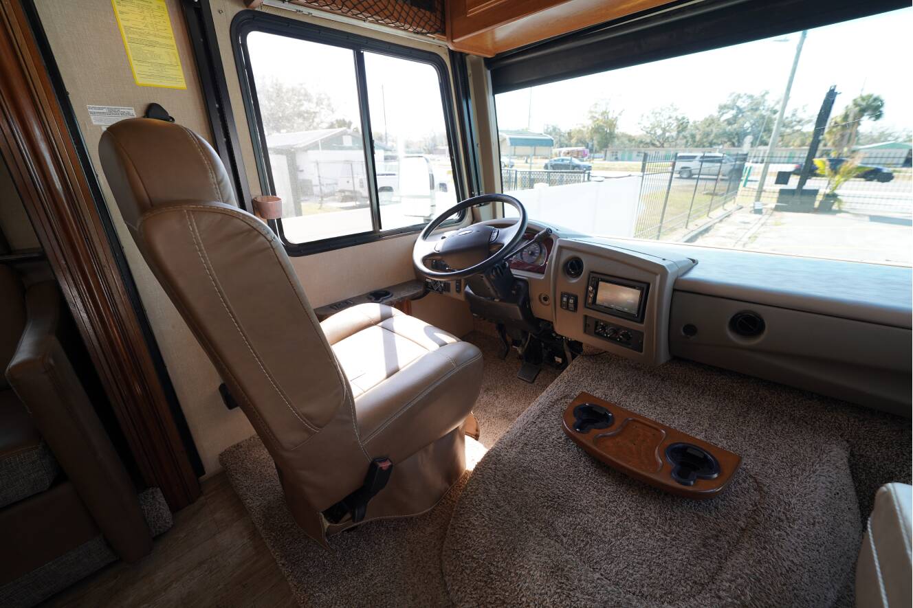 A photo of this 2017 Fleetwood FLAIR 31E