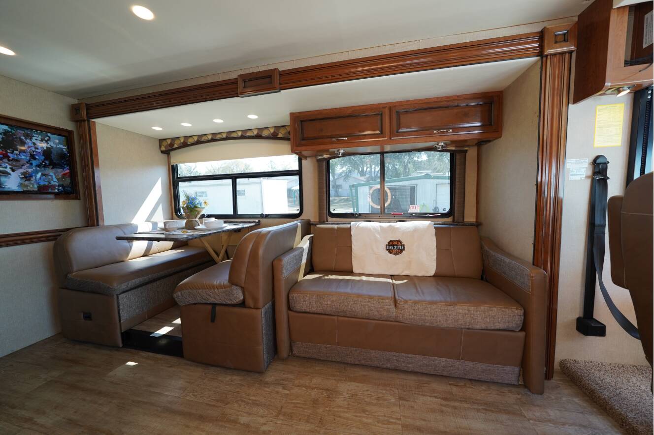 A photo of this 2017 Fleetwood FLAIR 31E