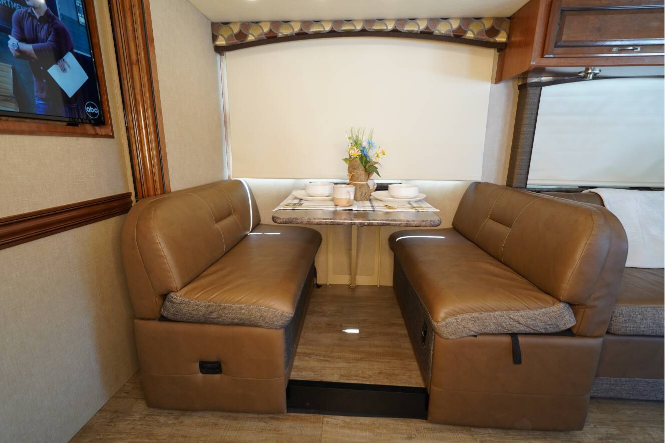 A photo of this 2017 Fleetwood FLAIR 31E