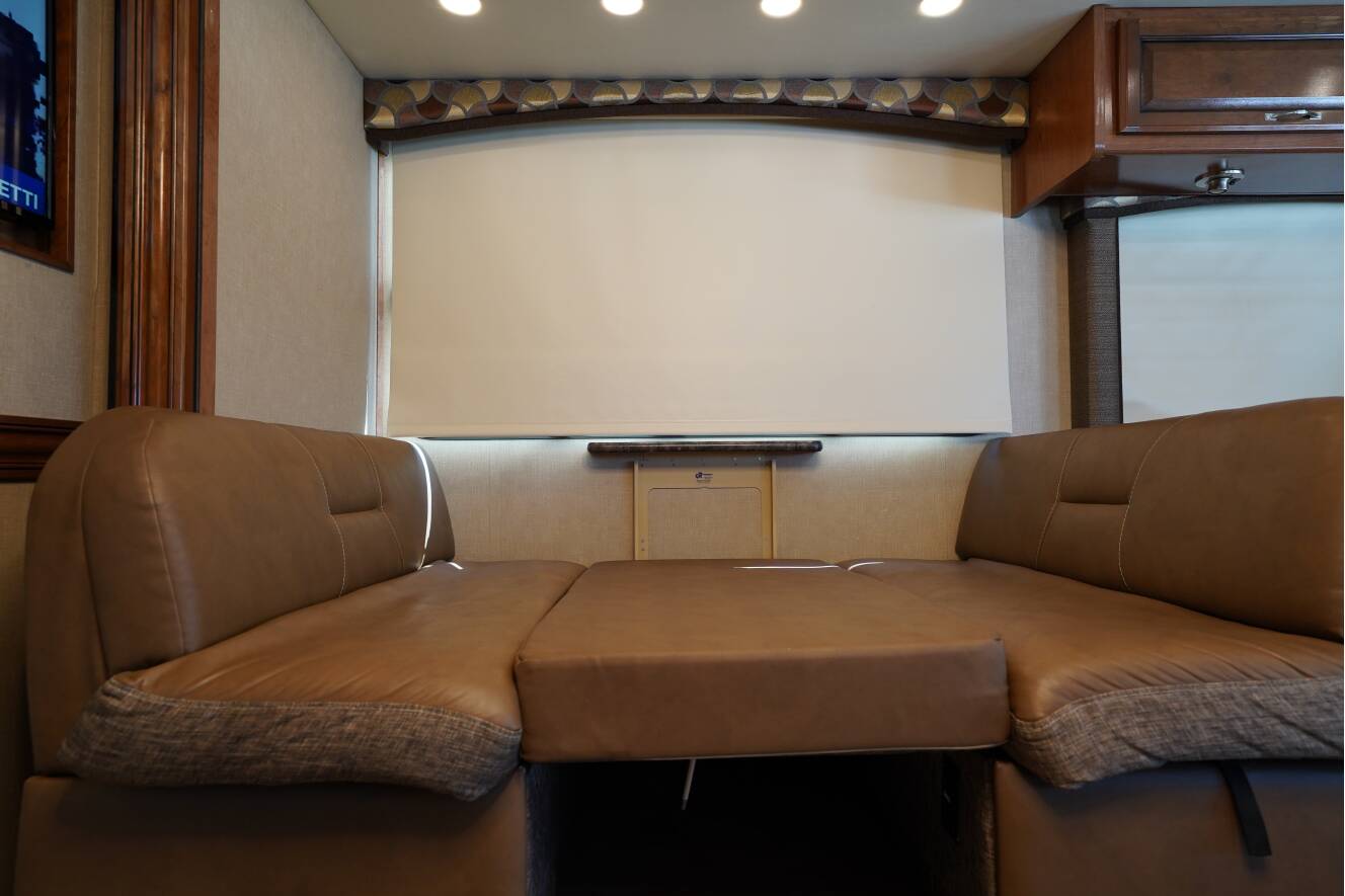 A photo of this 2017 Fleetwood FLAIR 31E