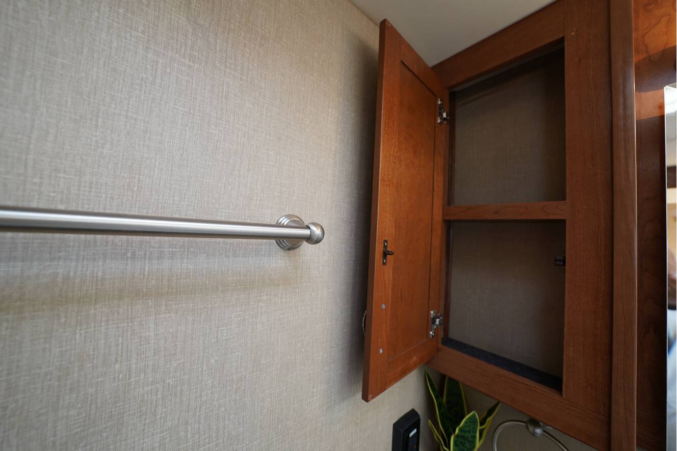 A photo of this 2017 Fleetwood FLAIR 31E