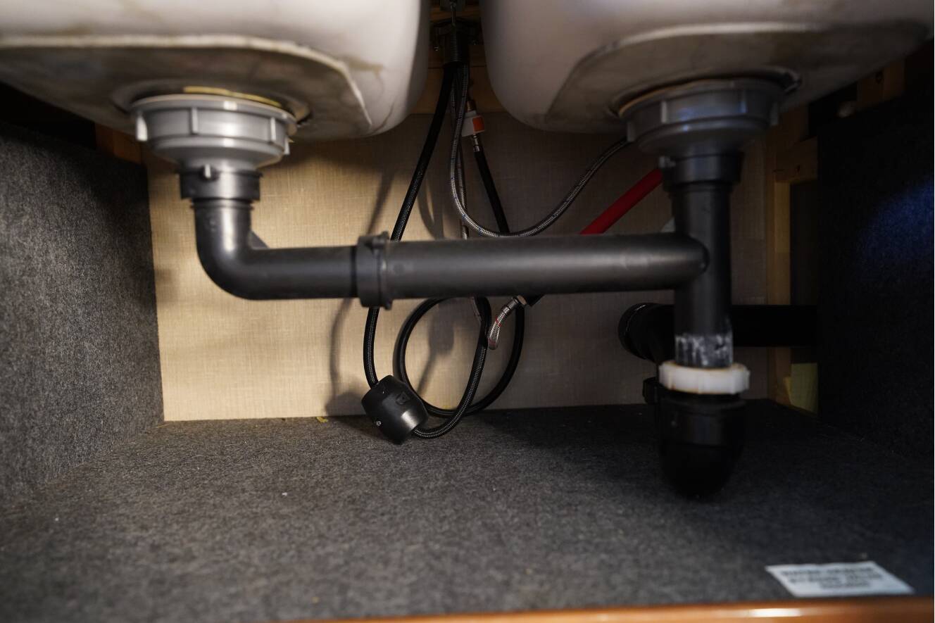 A photo of this 2017 Fleetwood FLAIR 31E