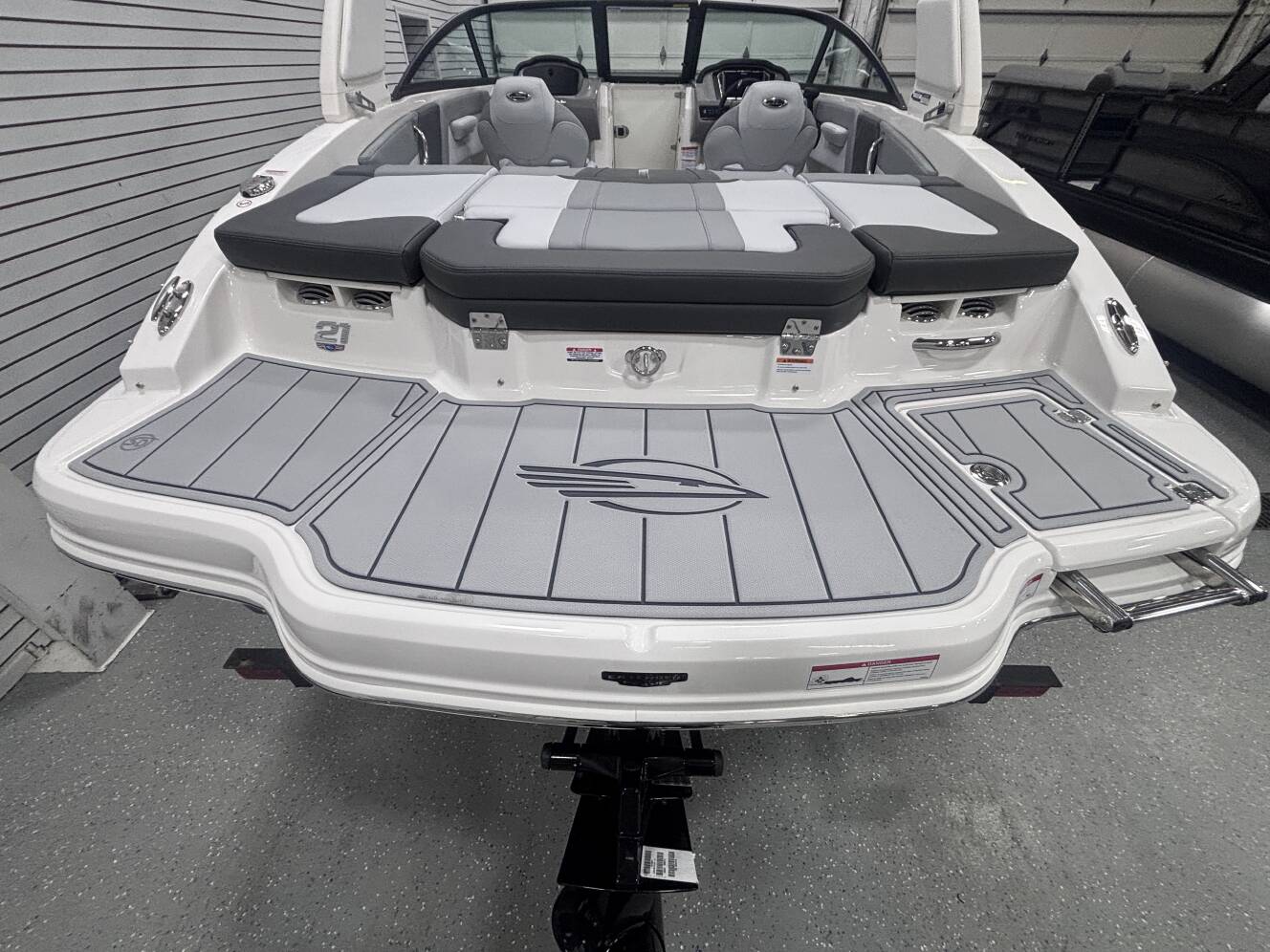 A photo of this 2026 Chaparral 21 SSI SPORT