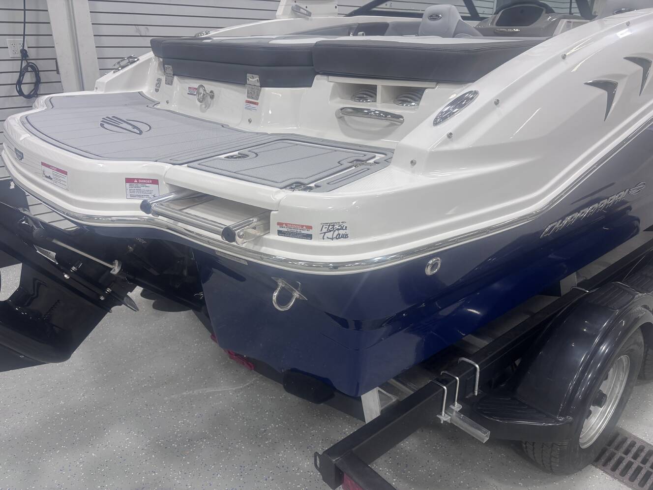 A photo of this 2026 Chaparral 21 SSI SPORT