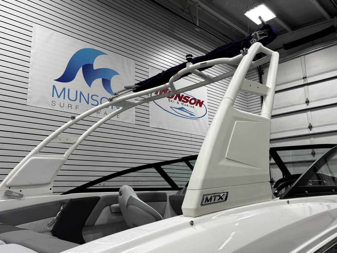 A photo of this 2026 Chaparral 21 SSI SPORT