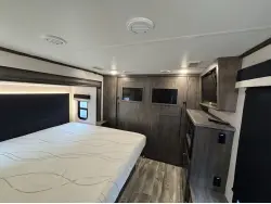 2021 FOREST RIVER CARDINAL 3350RLX